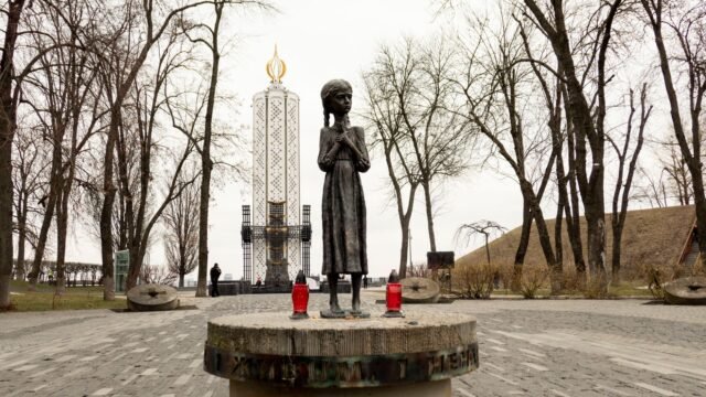 Ukraine’s Daily Moment of Silence