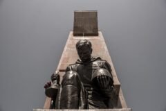 VP Radhakrishnan visits Ladakh War memorial, pays homage to bravehearts