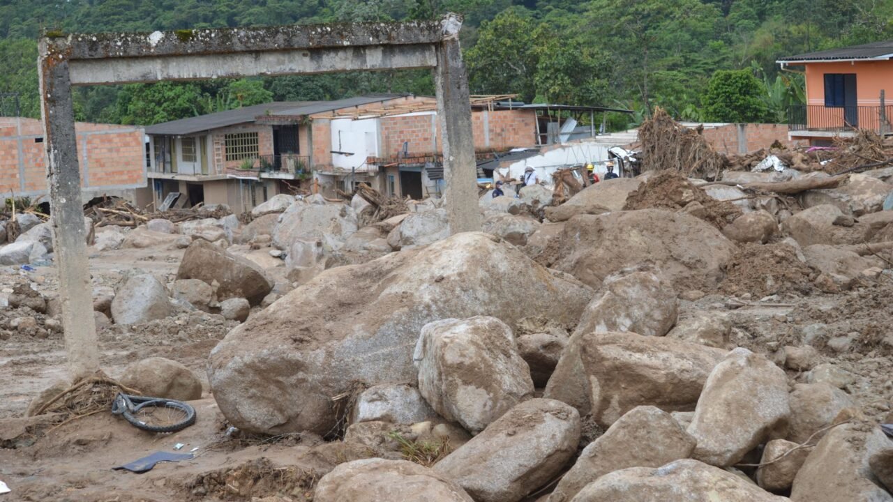 Venezuela Earthquake Aftermath: US Aid Expectations Rise Under Trump