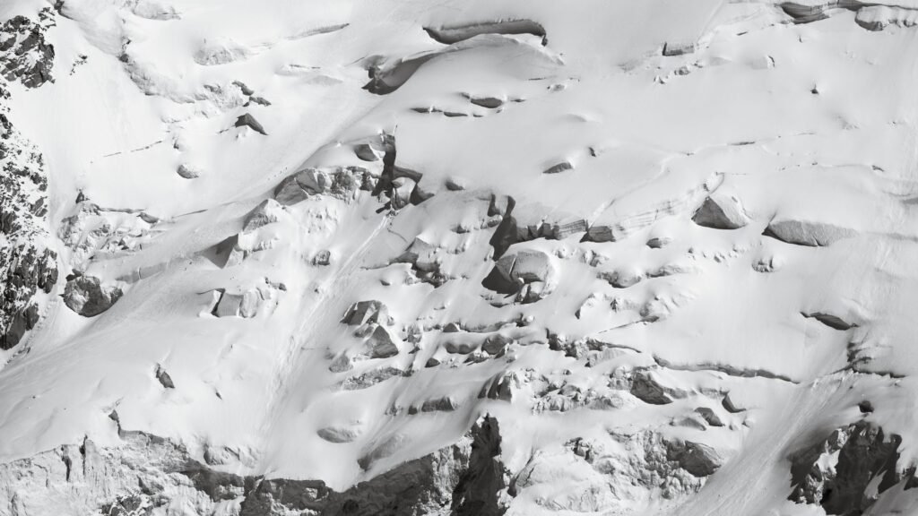10 Climbers, Including Nims Purja, Missing After Avalanche on Broad Peak in Pakistan