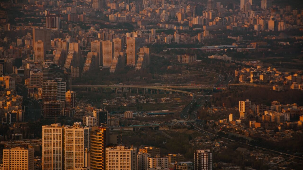 Tehran Empties as Khamenei’s Funeral Draws Mourners, Residents Seek Escape