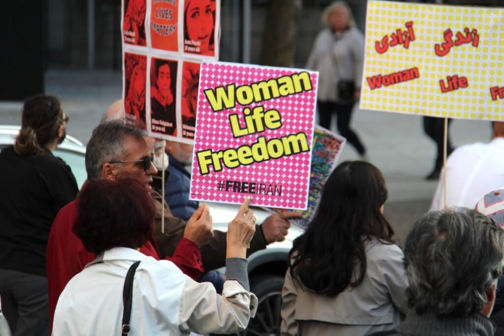Iranian American Woman Held in Iran on Spying Charges Is Released