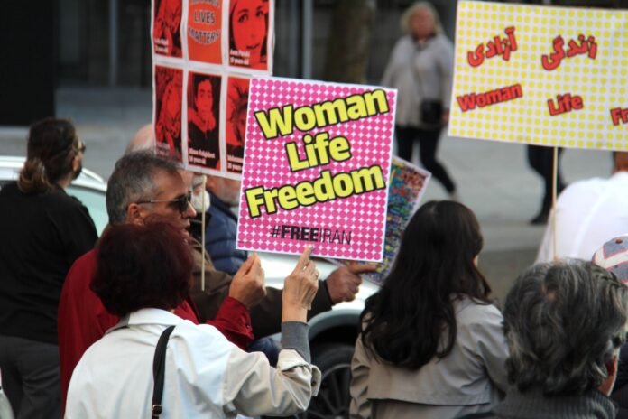 Iranian American Woman Held in Iran on Spying Charges Is Released