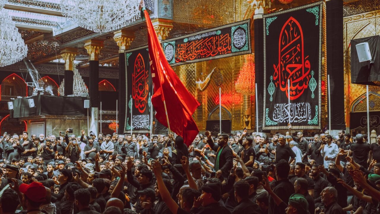 Iraq Mourns Ayatollah Khamenei in Massive Shiite Pilgrimage Sites