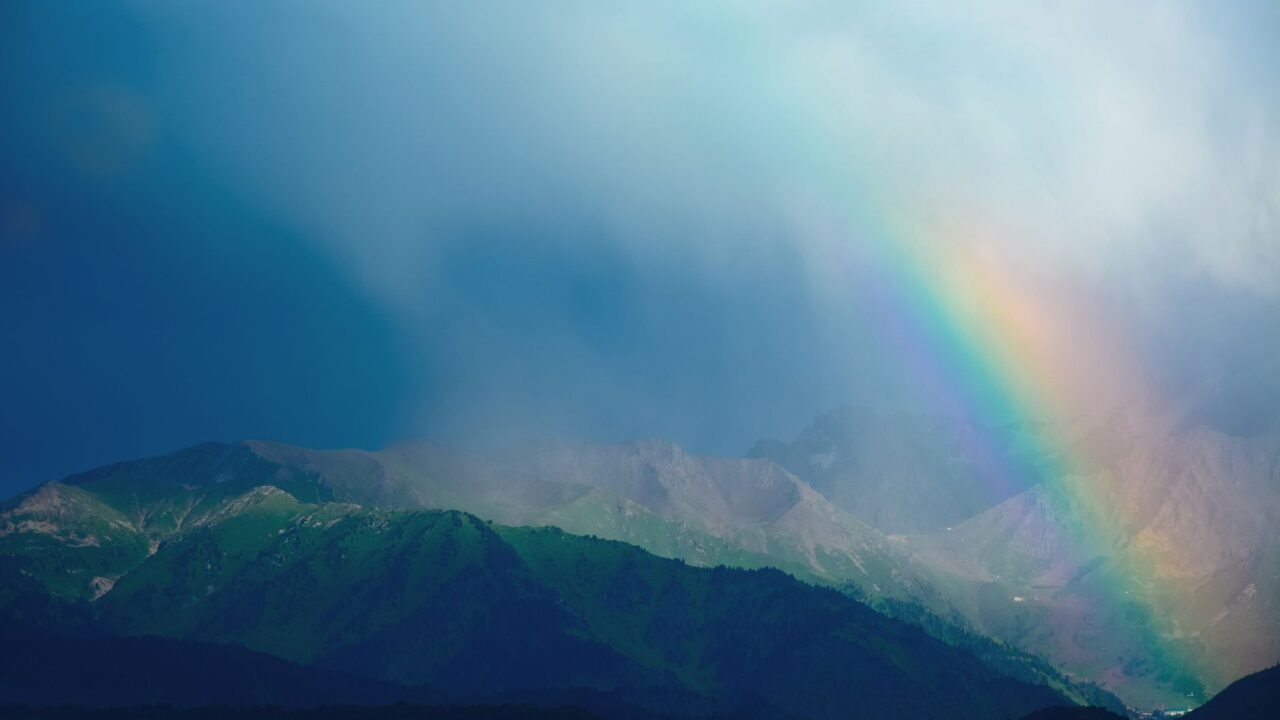 Kishtwar Pilgrimages Halted Amidst Heavy Monsoon Rains and Safety Concerns