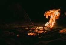 Algeria Orphanage Fire Claims 11 Lives, Injures Dozen Others Orphanage Fire Kills Eleven in Algeria