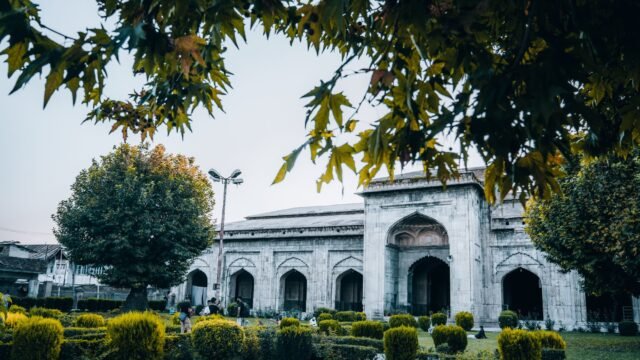 Shifting liquor vends to residential areas unacceptable: Mirwaiz