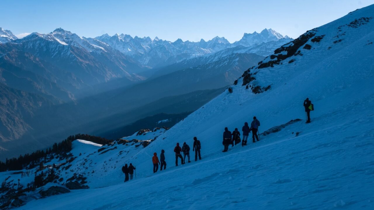 Himalayan Tourism Surges 286%, Raising Economic Hopes Amidst Environmental Concerns