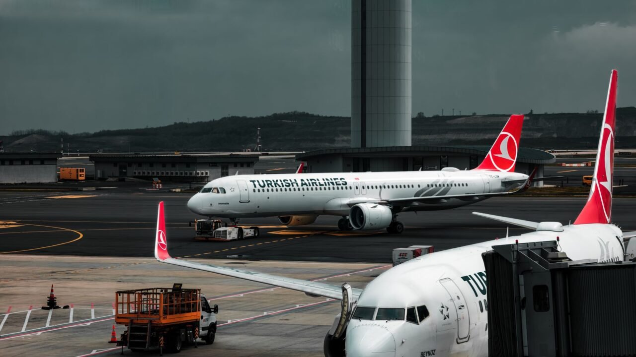 US Deportees Diverted to Equatorial Guinea After Plane Standoff