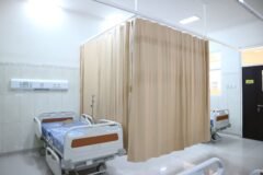 A Patient’s Final Breath in a Congolese Ebola Ward