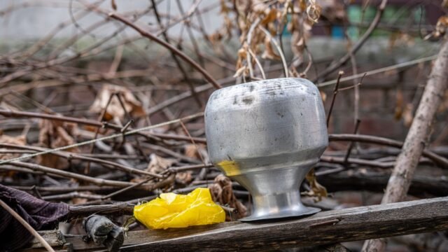 Ambassador, Kashmiri tonga, tractor and more: Srinagar gets its first ‘Waste to Wonder’ garden