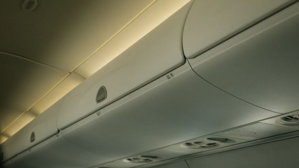 Budget Airline Jetstar to Charge Fees for Using the Overhead Bin