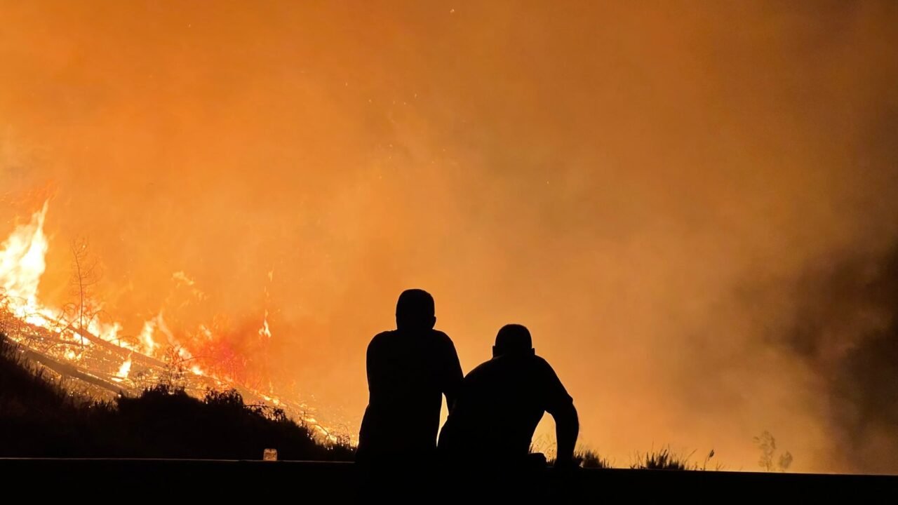 Canada Wildfires Escalate: Thousands Evacuated in British Columbia