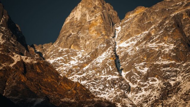 Climate change rapidly affecting Himalayas, need eco-friendly solutions: L-G Sinha