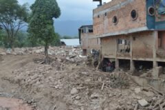 Colombia Quake Chases Teenage Venezuelan Brothers From Their New Home