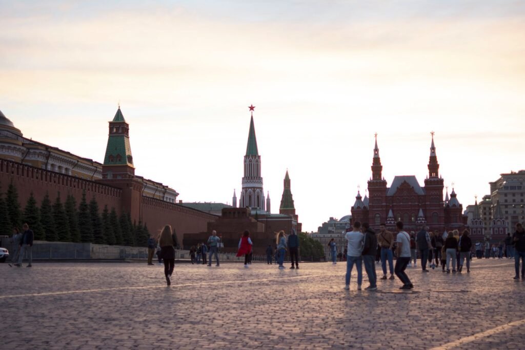 For Trump, Secret Flight Was a Stunning Ruse. For Putin, ‘a Regular Tuesday.’