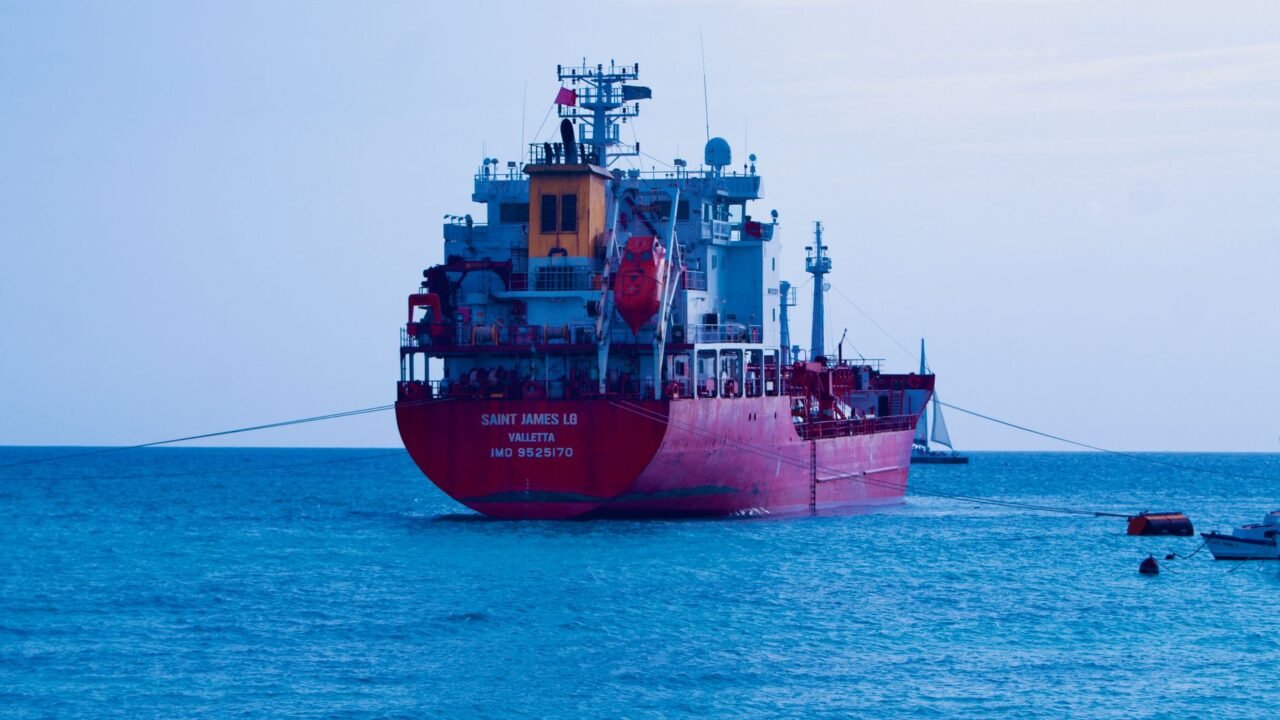 Four Dead in Houthi Red Sea Attack on Aid Ship