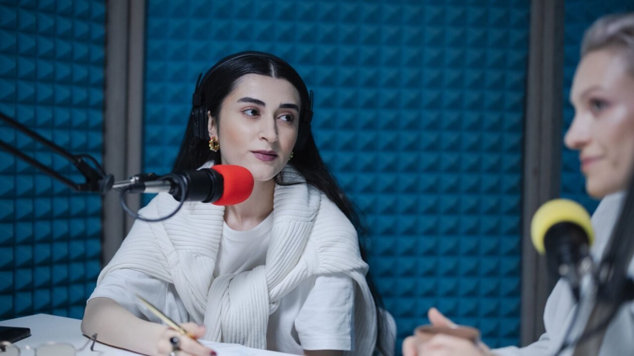 Podcast Duo’s Unforeseen Global History Domination