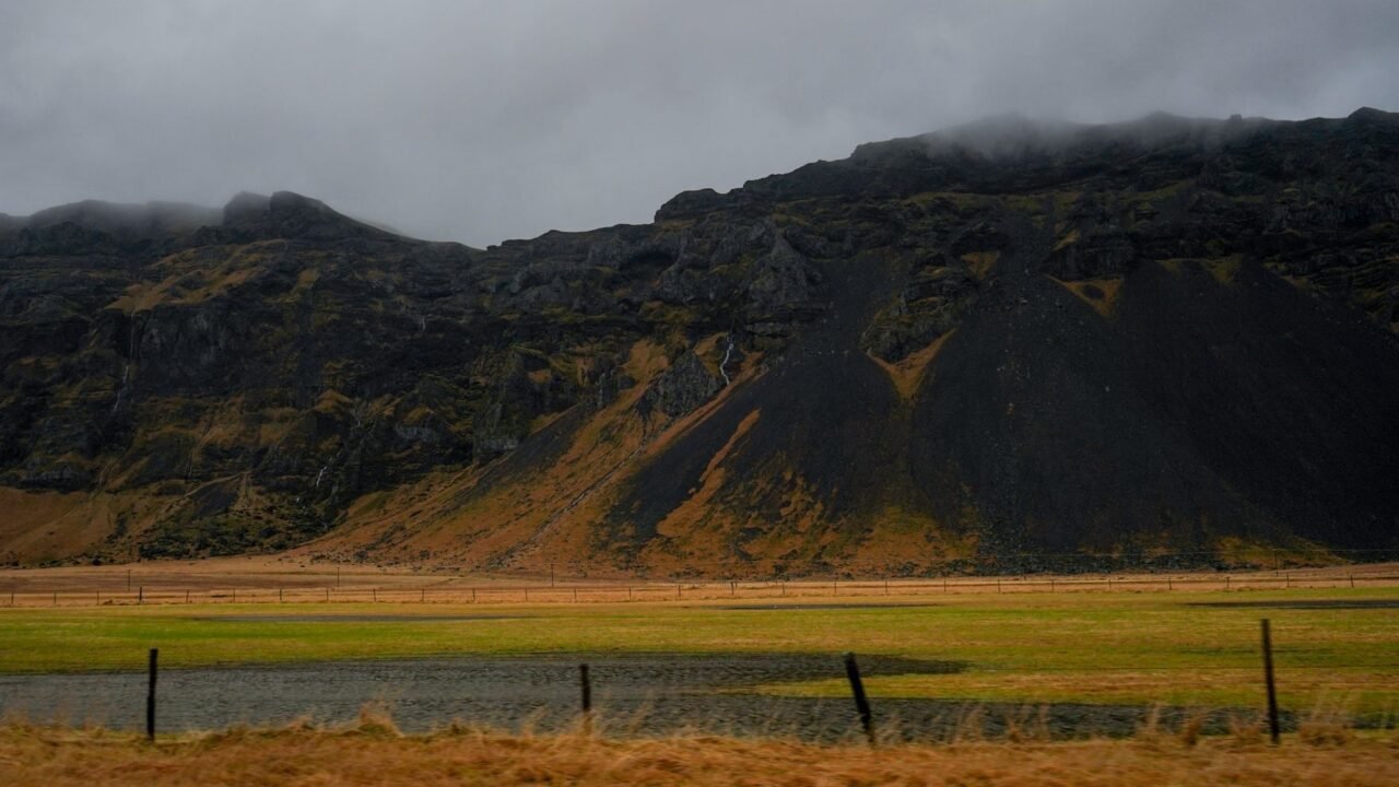 Icelanders Vote Against Resuming EU Membership Talks
