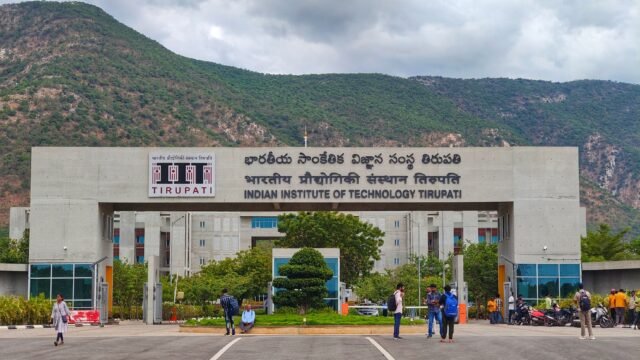 IIT Jammu’s AI centre, Project Phoenix to drive innovation, entrepreneurship in J&K: CM
