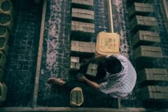 In a Faltering Chinese Economy, Working-Class Stories Strike a Chord