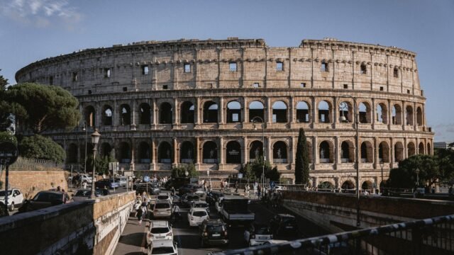 In a Sweltering Summer, These Italians Want Romans to Curl