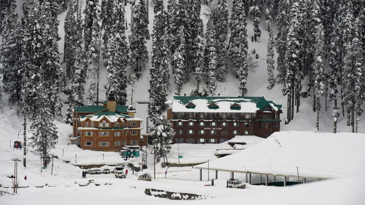 J&K Health Minister Reviews Care for Students Injured in Bus Mishap