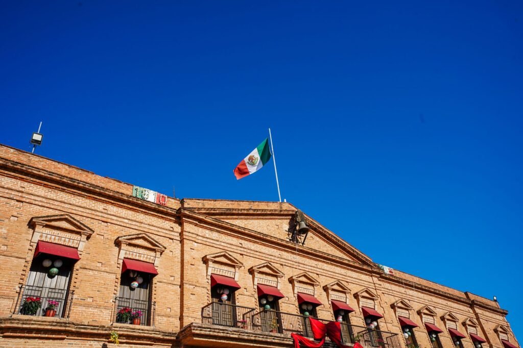 Mexican Governor Accused by U.S. of Aiding Cartel Leaves Office, Again
