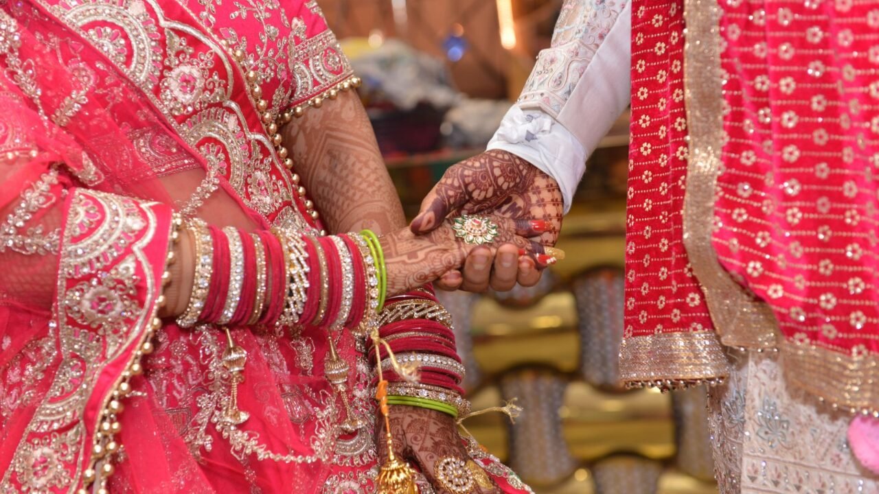 India Mass Wedding Scam Leaves Dozens of Grooms Jilted