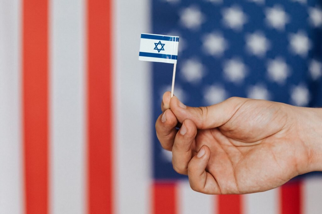 Netanyahu Walks Tightrope on Trump’s Gaza Disarmament Deal