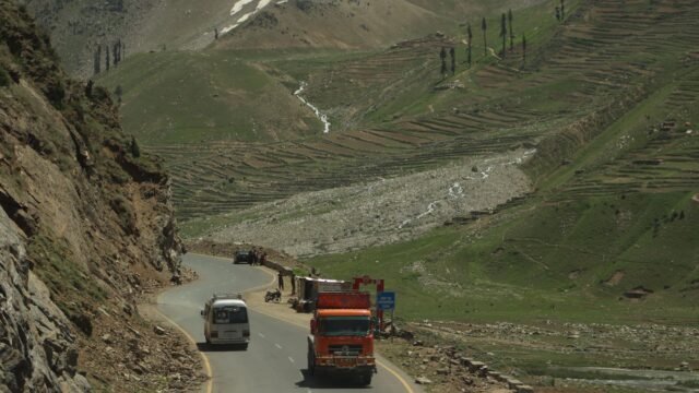 Over 3,800 Amarnath pilgrims depart Jammu as Srinagar highway partly restored