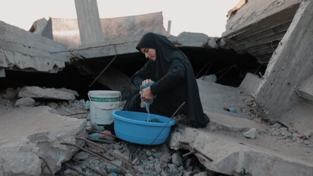Palestinians Trapped by Settlers for Days as Israeli Army Shows Up, and Then Leaves