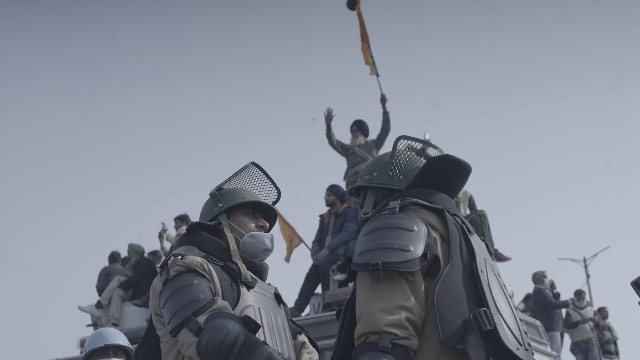India Police Use Force Against Unarmed Youth Marchers in Delhi