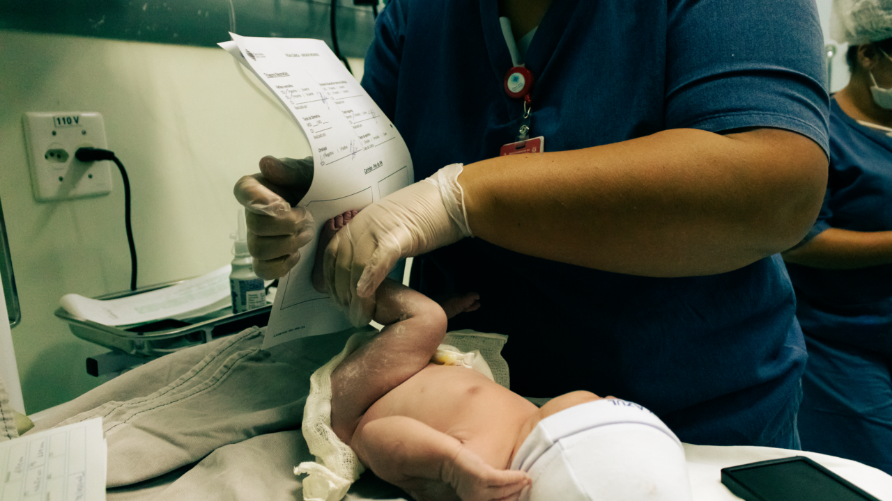 South Korea’s Birthrate Crisis Deepens Amidst Critical NICU Doctor Shortage