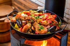 The 10 p.m. Dinner Is a Spanish Tradition. Are People Giving It Up?
