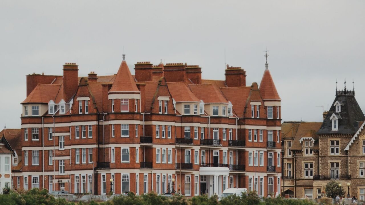Farage Triggers Clacton By-Election Amid Financial Declaration Scrutiny