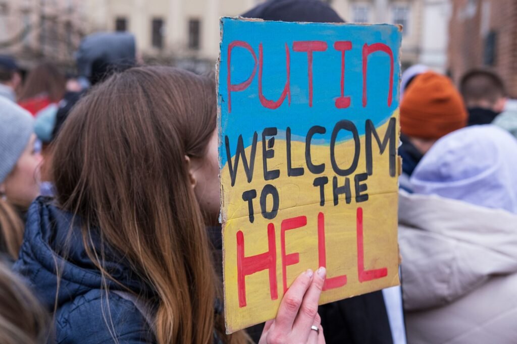 Why Putin Is Fighting On, Even as His Problems Multiply