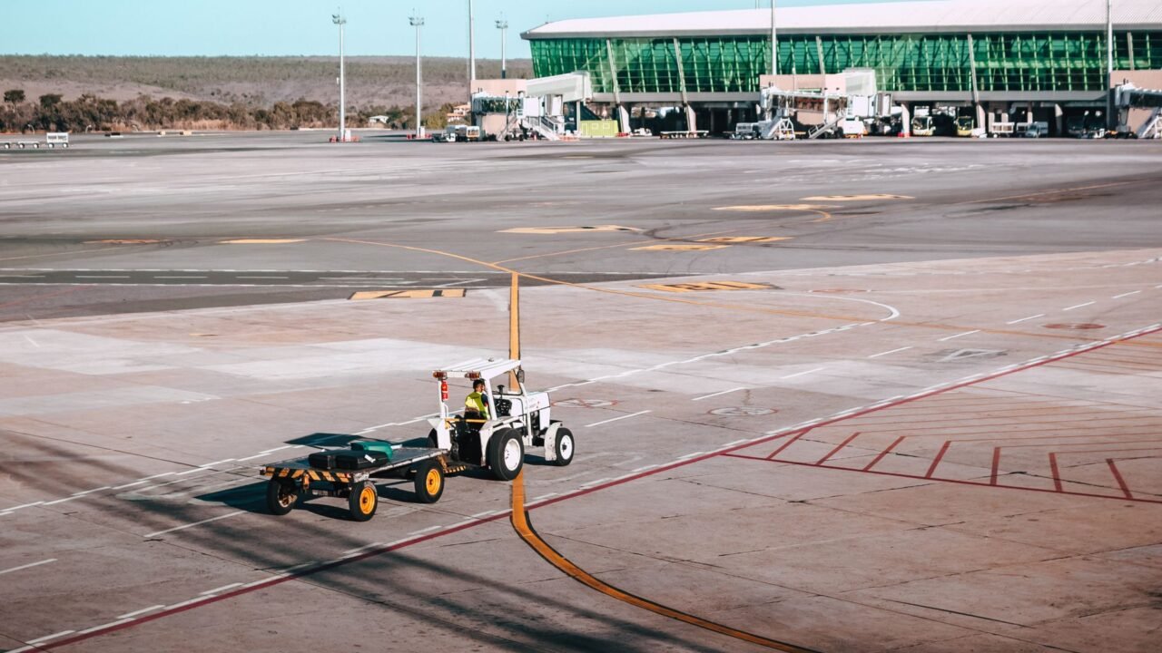 Airport Worker Fatally Injured in Aircraft Incident at Montreal
