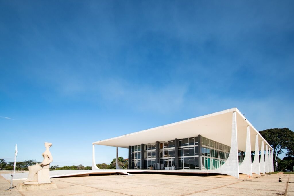A Corruption Scandal Is Reshaping Brazil’s Presidential Election