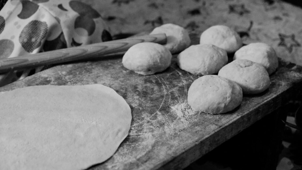 Istanbul Baker Crafts Sweet Tributes to Honor Departed Souls