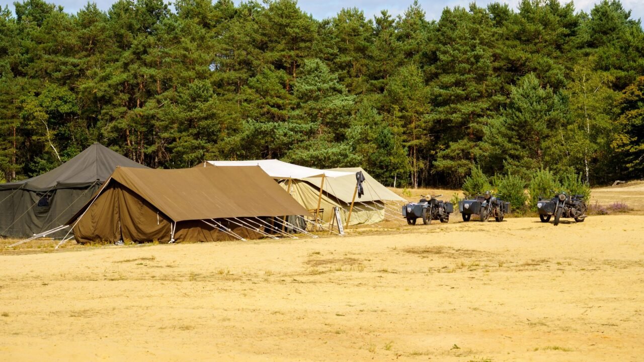 Army Brings Advanced Eye Care to Remote LoC Villages