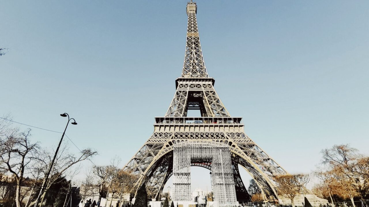 Eiffel Tower Director Steps Down Amid Staff Relocation Controversy