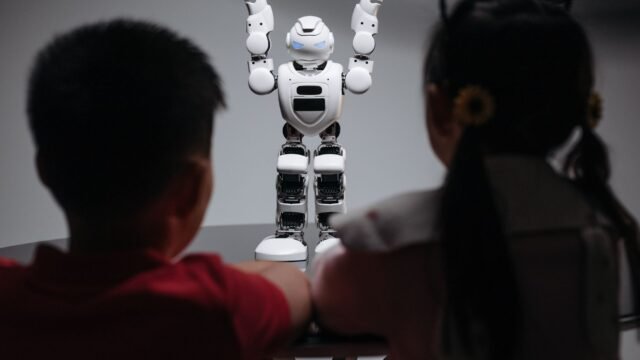 In the Age of A.I., Some in China Wonder if Learning English Is Worth the Trouble