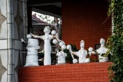 Jammu artists breathe life into evolution park, memorial sculptures