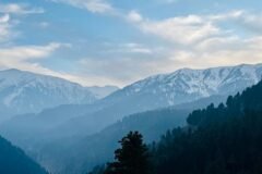 Kashmir receives first snowfall of season