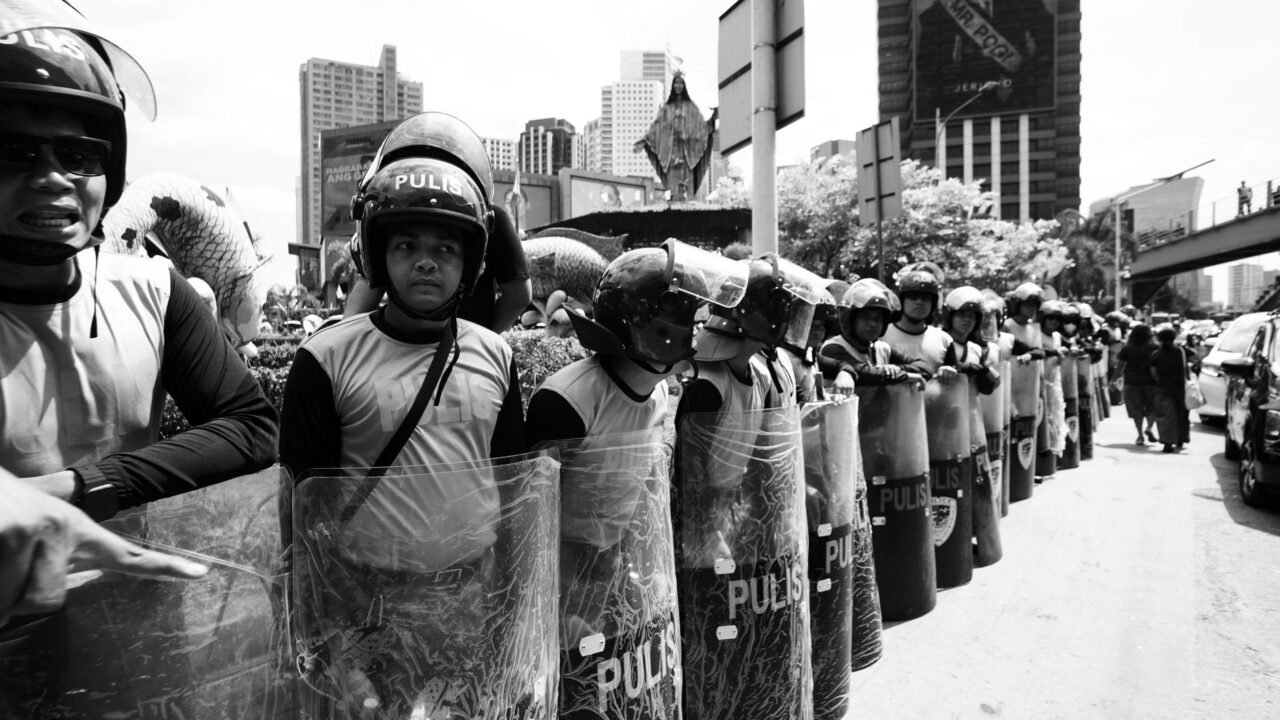 Philippines Autonomous Region Votes Amidst Violence and Political Uncertainty