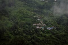 Police hold awareness meeting with border residents in Poonch