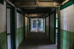 Prison Officials Suspended After Inmates Are Found Living in Luxury
