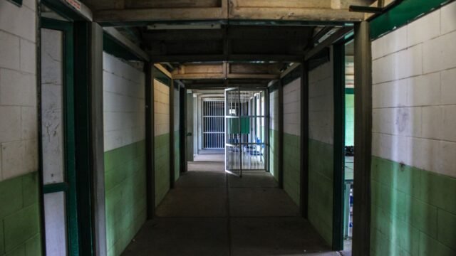 Prison Officials Suspended After Inmates Are Found Living in Luxury
