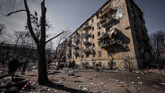 Rival Ukrainian Intelligence Units Open Fire Against Each Other in Kyiv